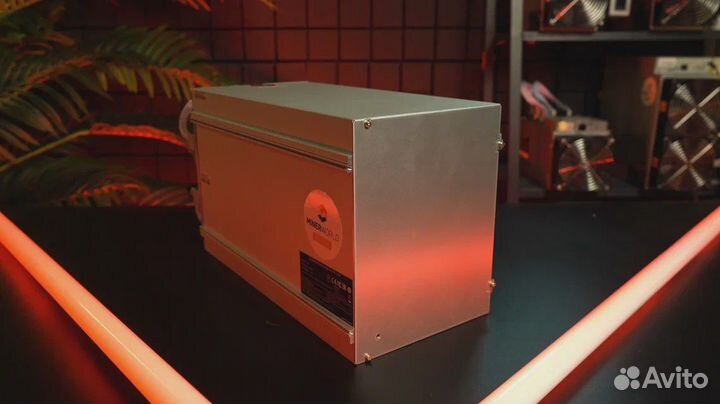 Асик майнер Antminer s21 + hydro 358th/s NEW