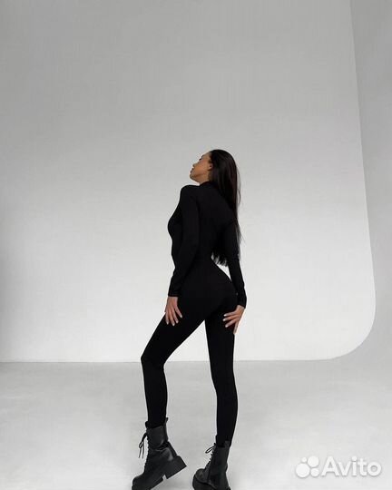 Комбинезон женский спортивный