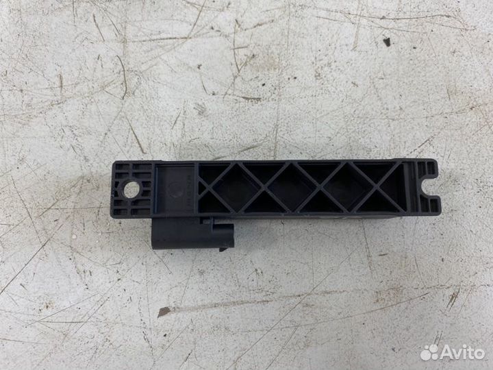 Антенна бесключевого доступа Land Rover Range