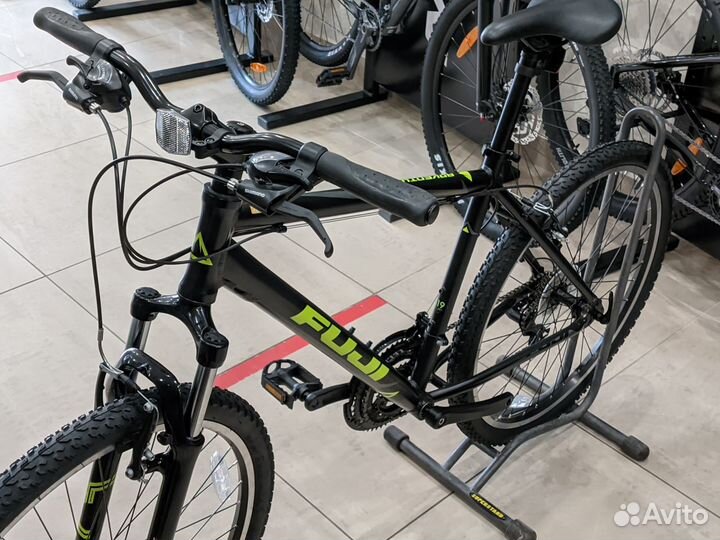 Велосипед Fuji Adventure Sport