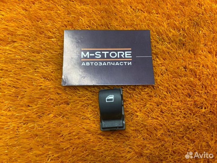 Кнопка стеклоподъемника задняя правая Bmw 3-Series