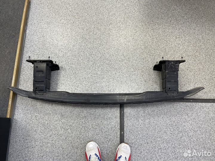 Задний усилитель,поперечина gle coupe c292