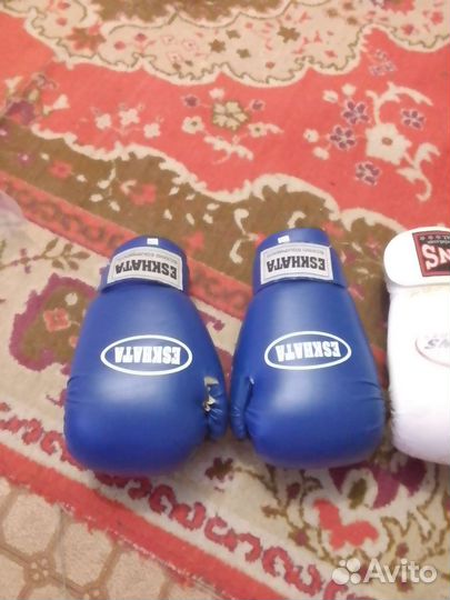 Боксерские перчатки