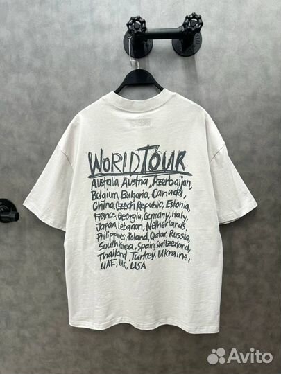 Футболка vetements World Tour