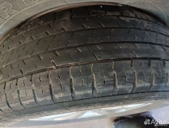 Шины 225 65 r17 летние бу