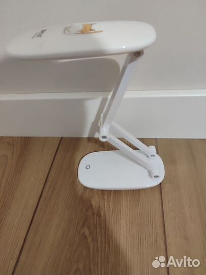 Лампа настольная