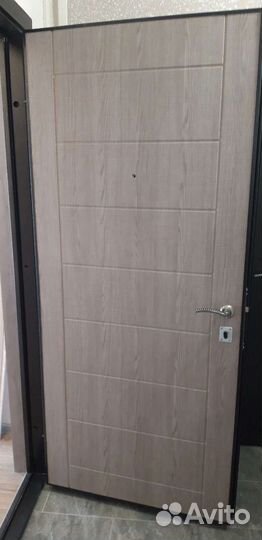 Дверь входная металлическая
