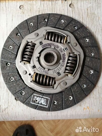 Сцепление новое без выжимного подшипника