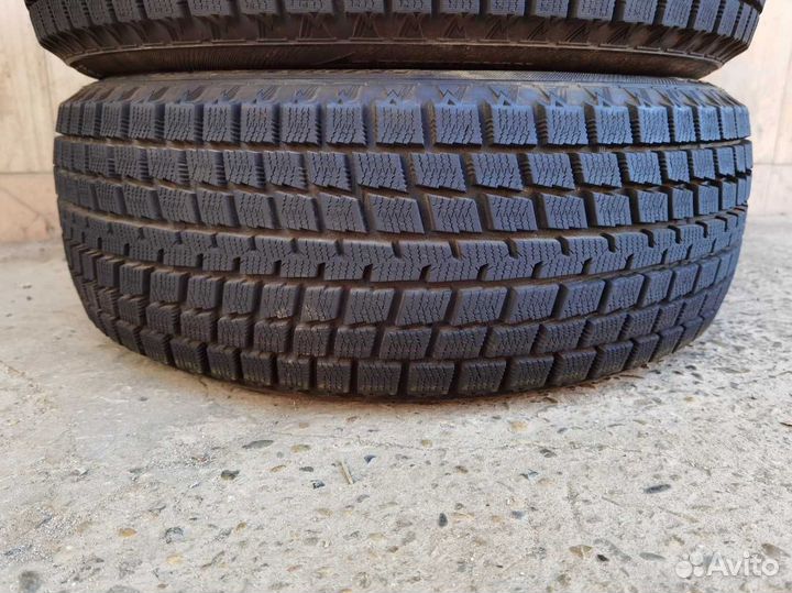 Bridgestone Blizzak MZ-03 215/55 R17 93Q