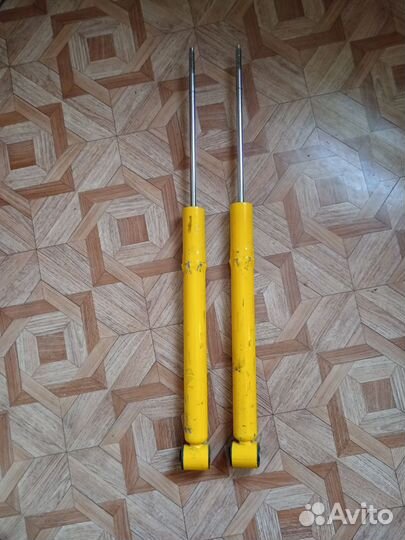 Задние стойки chery amulet A15, volkswagen golf