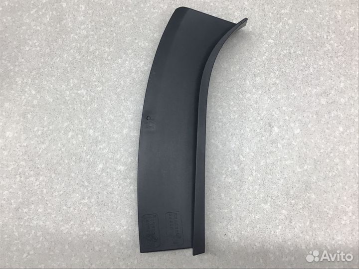 Накладка (кузов внутри) Skoda Rapid 2013-2020