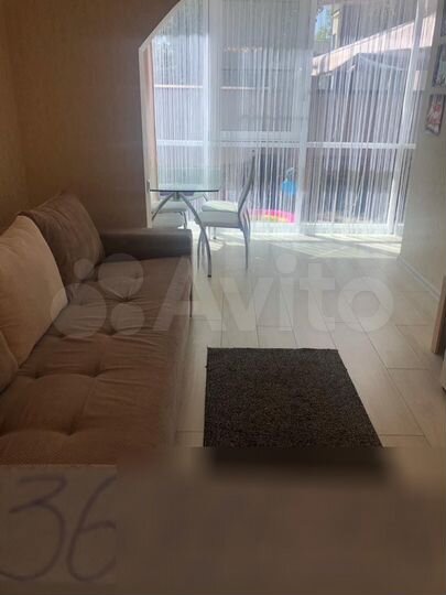 2-к. квартира, 49 м², 1/4 эт.