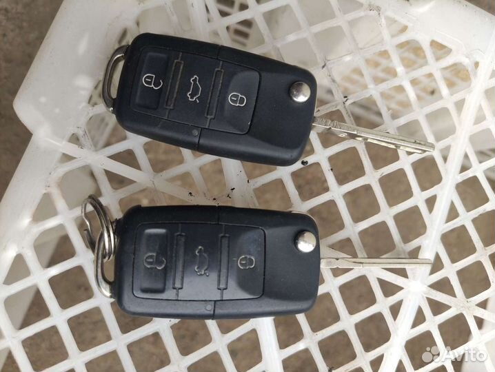 Ключи с замком зажигания Фольксваген