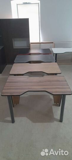 Столы геймерские компьютерные игровые