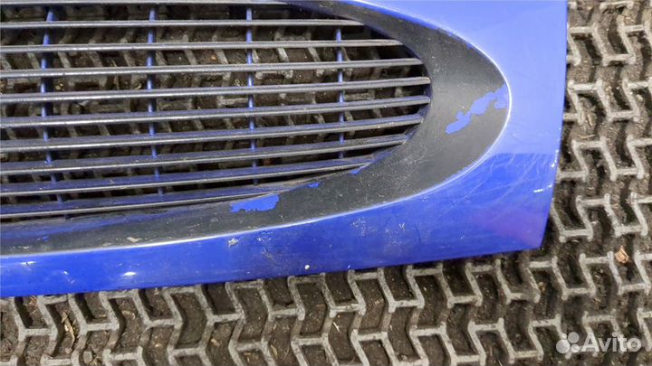 Решетка радиатора Ford Fiesta, 1997
