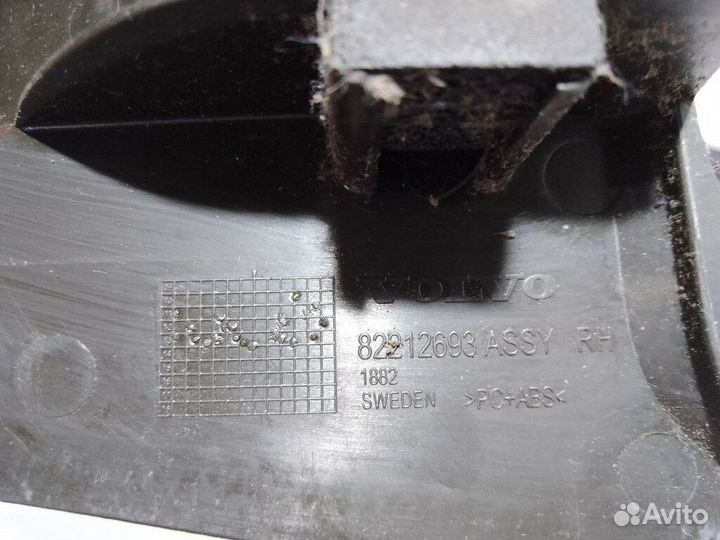 Накладка внутренняя левой передней стойки кабины V