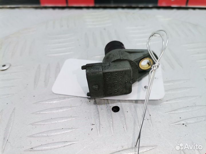 Датчик распредвала Mercedes-Benz C-Класс