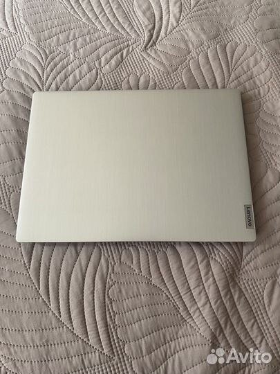 Lenovo ноутбук