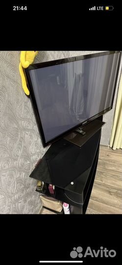 Тумба под телевизор