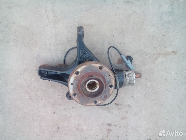 Поворотный кулак правый левый Пежо RCZ