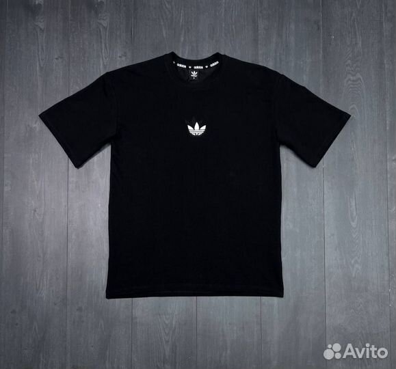 Футболка adidas