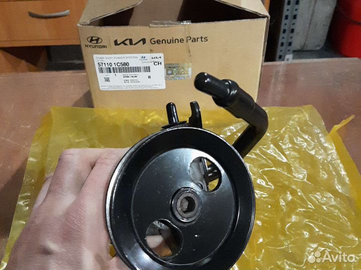 Насос гура на Hyundai Getz