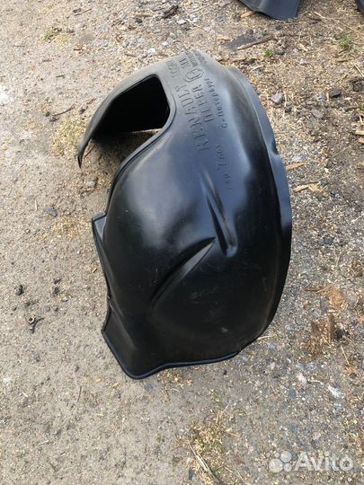 Локера на renault logan 1