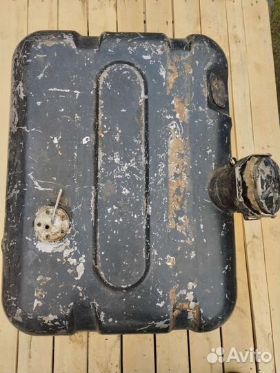 Топливный бак