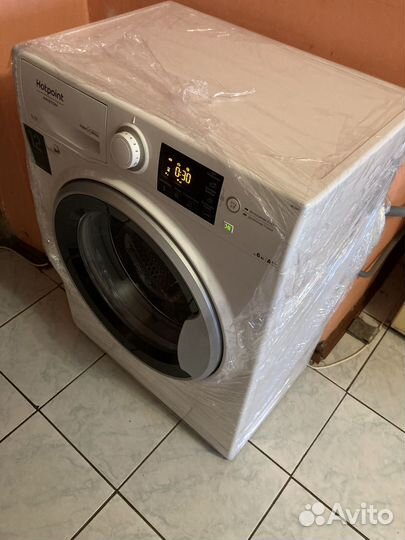 Стиральная машина Hotpoint Ariston узкая