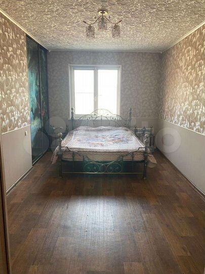 Дом 95 м² на участке 8 сот.