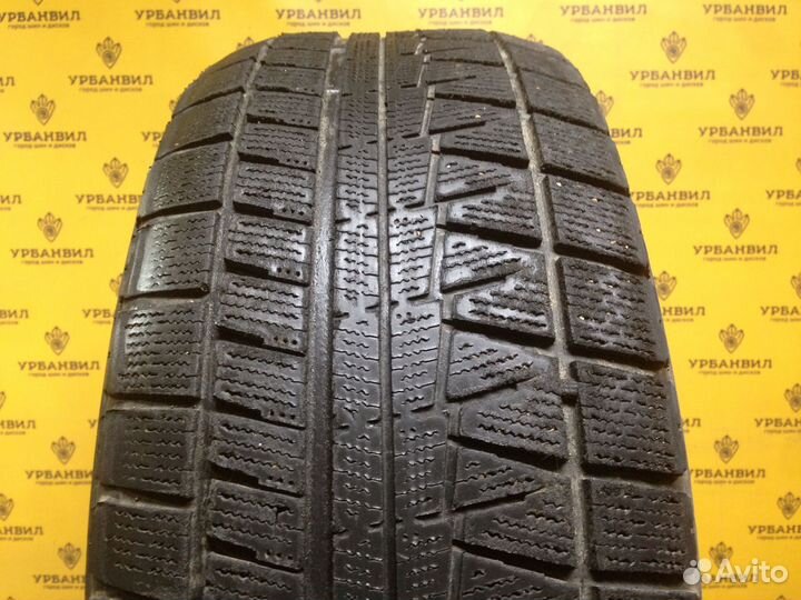 Bridgestone Blizzak Revo GZ 235/55 R17 99S