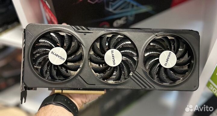 RTX 4060 gigabyte Gaming OC 8 GB