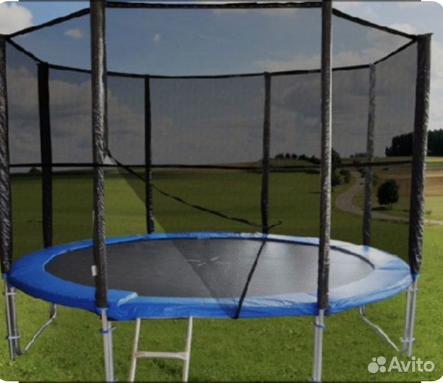 Продам новый батут с сеткой 310 см