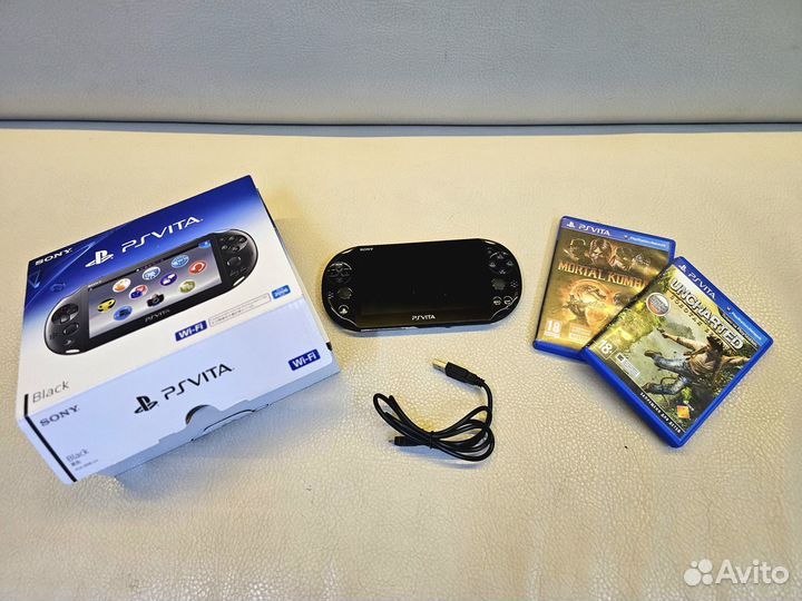 Портативная приставка Sony PS Vita Slim с играми