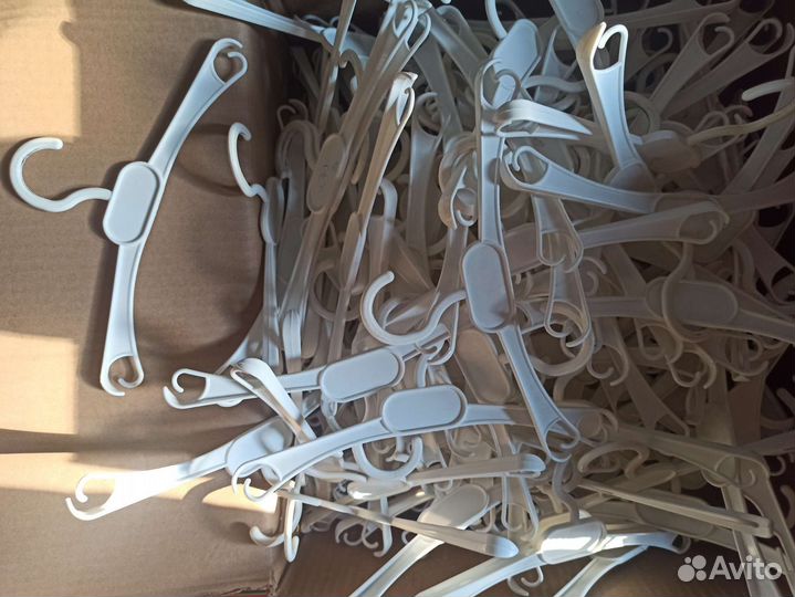 Плечики вешалки детские белые