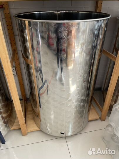 Емкость для вина