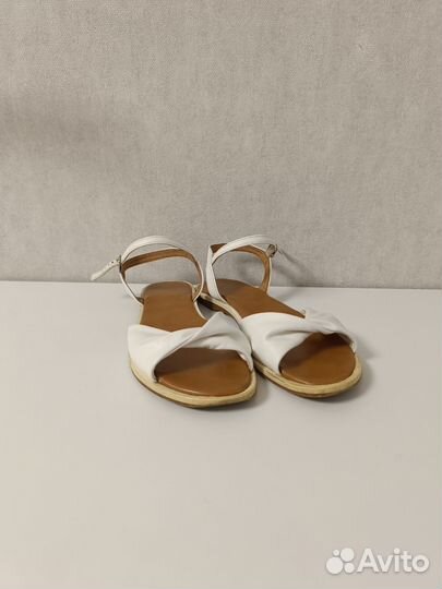 Босоножки женские