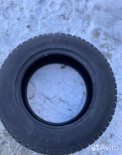 Toyo Winter Tranpath S1 215/65 R16