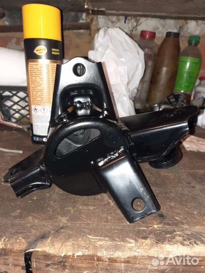 Подушка/опора двигателя левая передняя Kia ceed