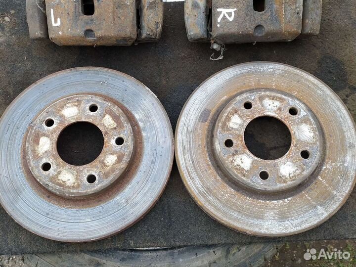 Комплект передних тормозов mitsubishi galant 9