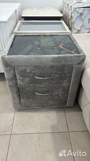 Тумба прикроватная