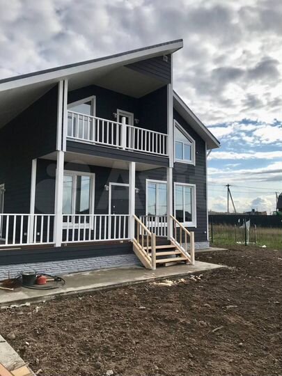 Дом 205,4 м² на участке 9 сот.