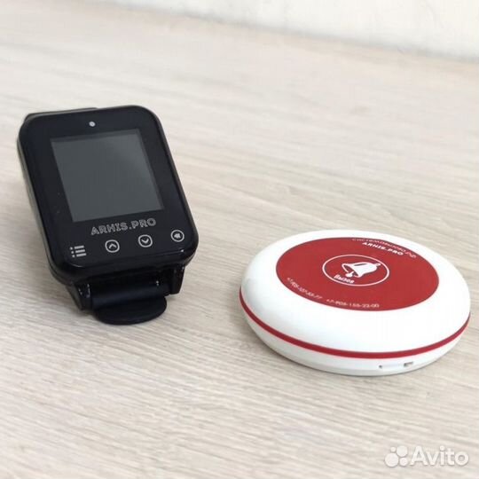 Кнопка вызова официанта и часы пейджер Элит