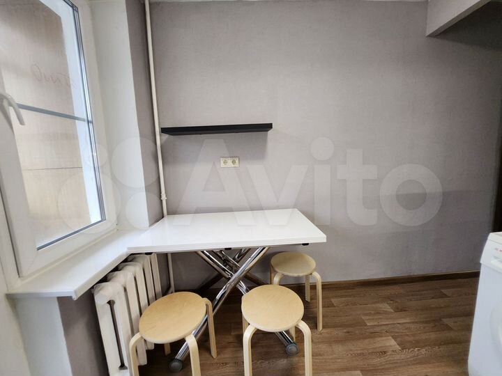 2-к. квартира, 42 м², 3/15 эт.