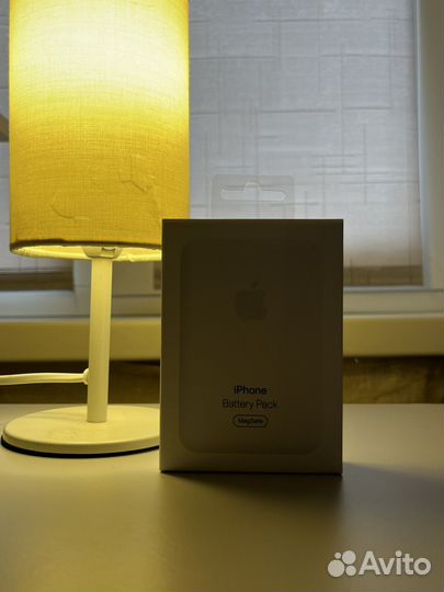 Повербанк apple MagSafe