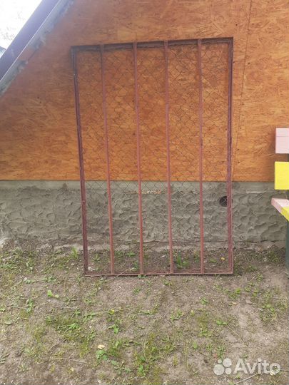 Секционные ворота с калиткой бу