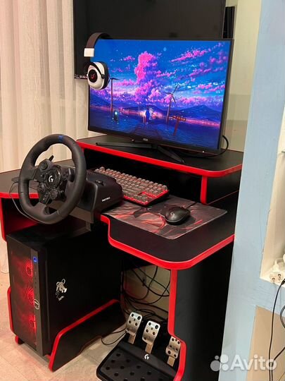 Компьютерный стол новый