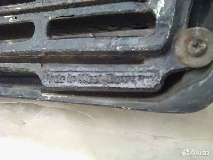 Мерседес 124 решетка пластик - schatz оригинал