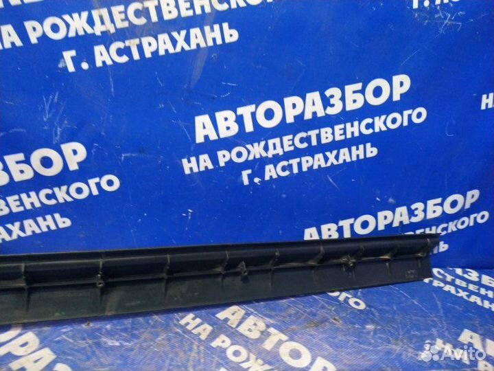 Накладка на порог Ваз Лада 2110 седан 2111 2002