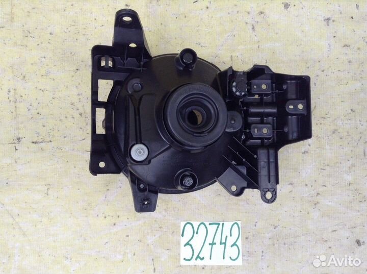 Toyota FJ Cruiser J15 Фара Левая и Правая